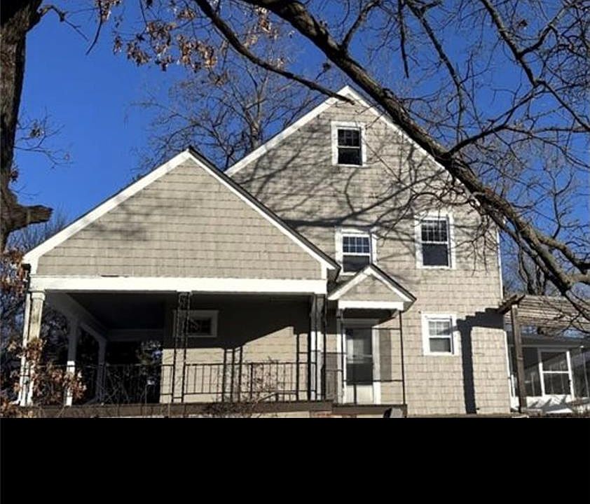 1st image of 2902 Sacramento St