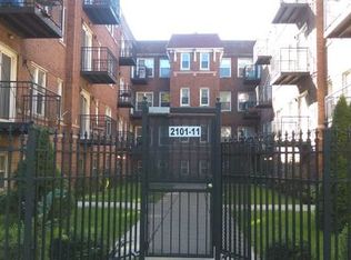 2101 E 67th St #201, Chicago, IL 60649
