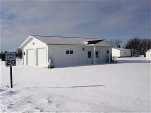 1st image of MEADOWLARK LN