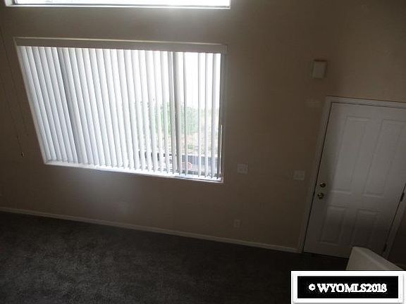 5th image of 852 Blue Sage Way