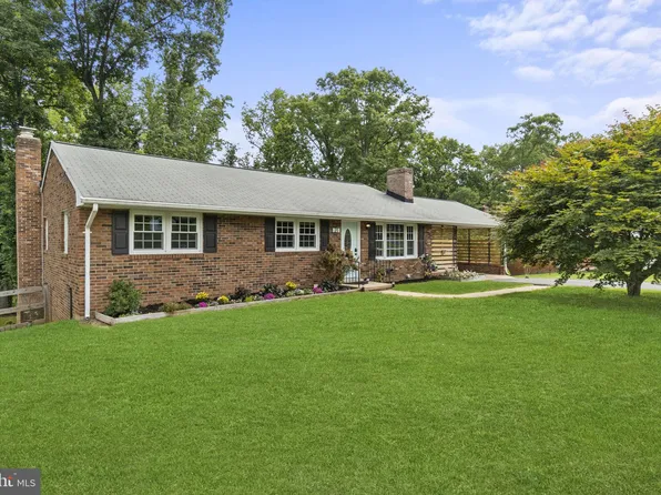 21 Sylvan Ct, Fredericksburg, VA 22405