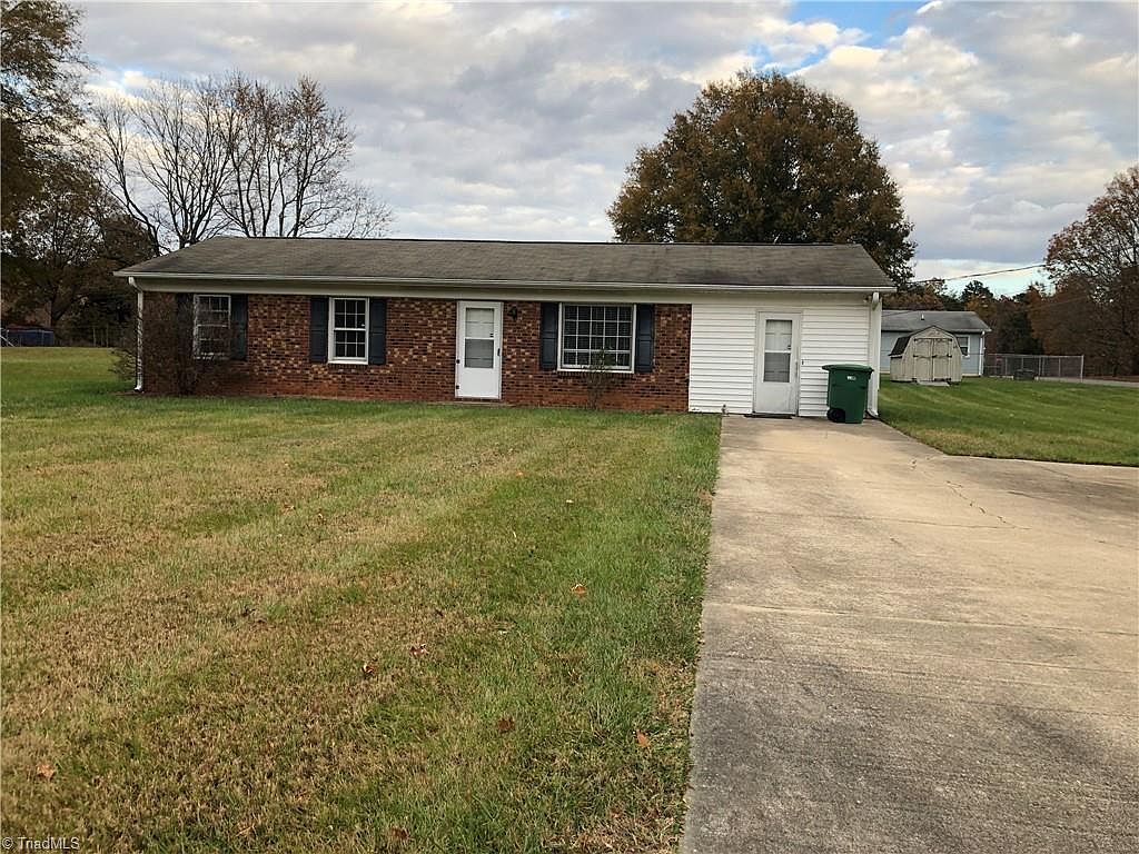 4931 Lacasta Ln, Walkertown, NC 27051 Zillow