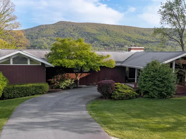 1002 Kay St, Boalsburg, PA 16827