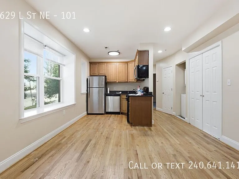 1629 L St NE #101 — Photo 3