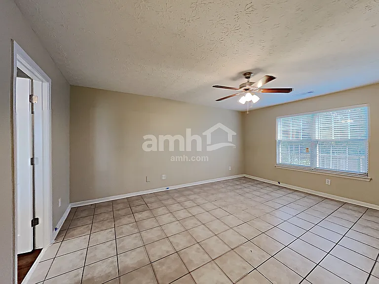 247 Rockingham Dr — Photo 10