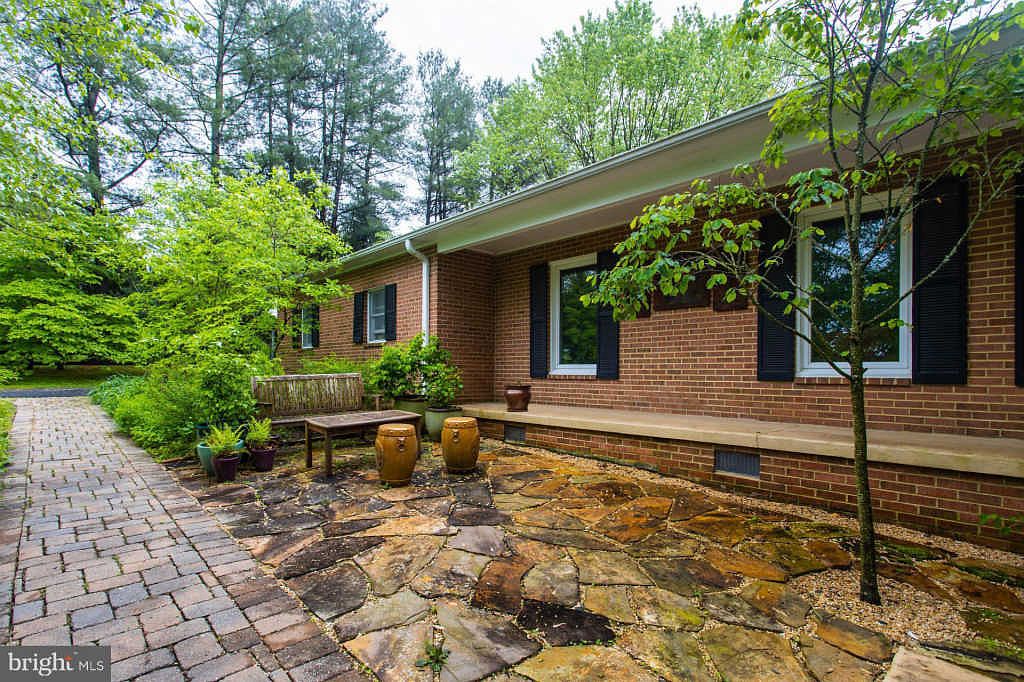 38727 Old Wheatland Rd, Waterford, VA 20197 Zillow