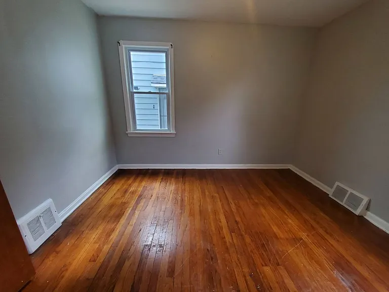 16108 Edgewood Ave — Photo 30