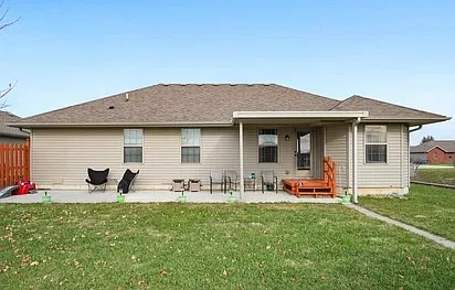 3 bed, 1400 sqft, $1,600 — Photo 3