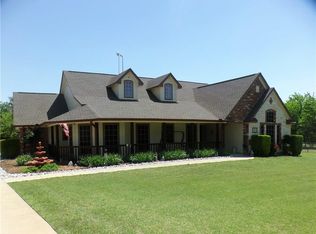 163 Crestwood Ln, Springtown, TX 76082