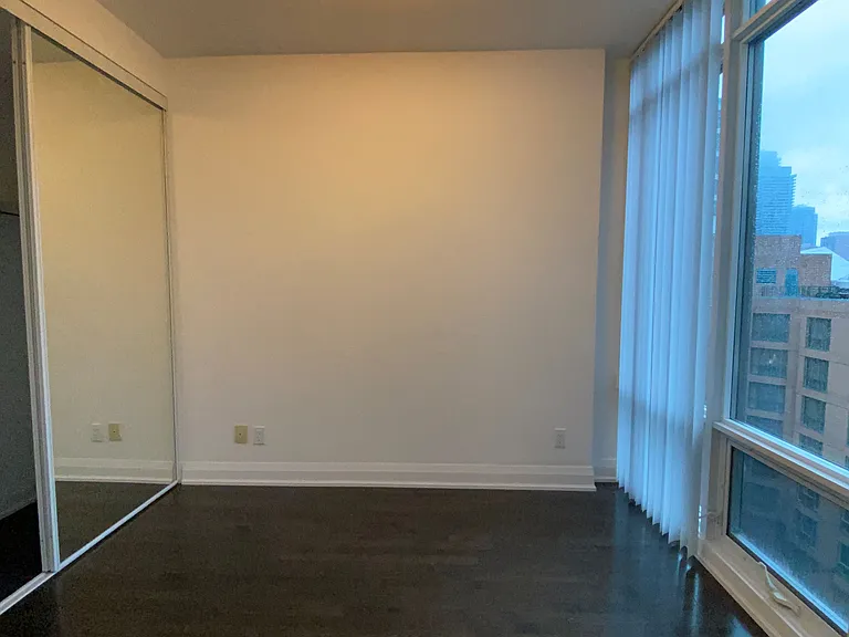 1 Bedford Rd #815 — Photo 10