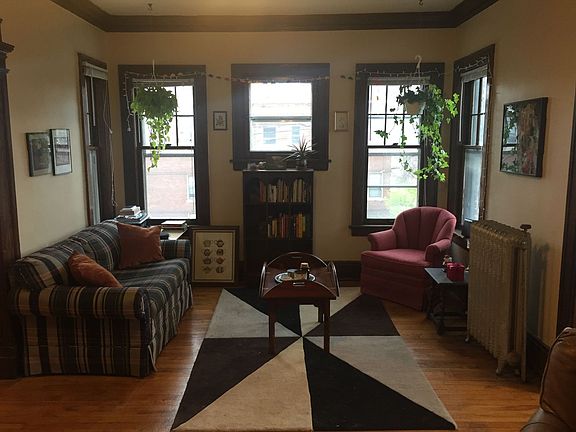 4th image of 2200 Harriet Ave S #D