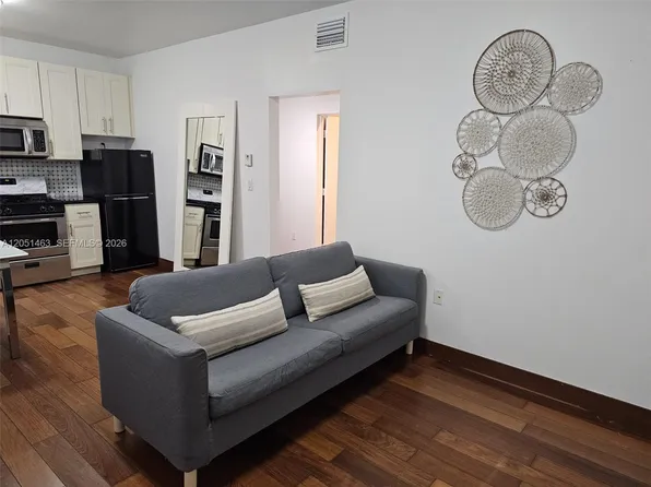 622 15th St APT 4, Miami Beach, FL 33139