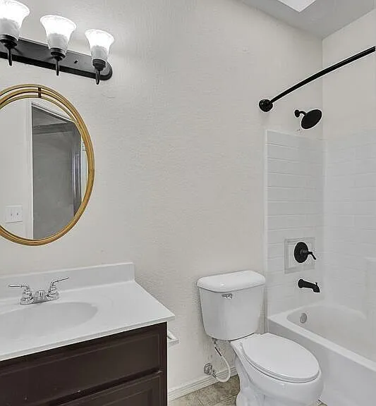 313 Peter Noyes Dr — Photo 14