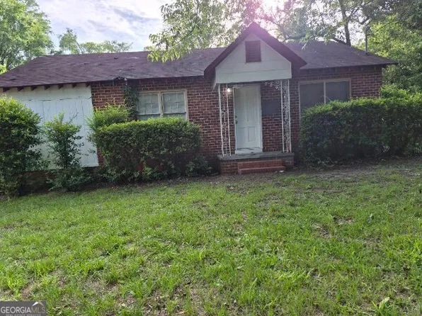 2058 Melton Ave, Macon, GA 31217