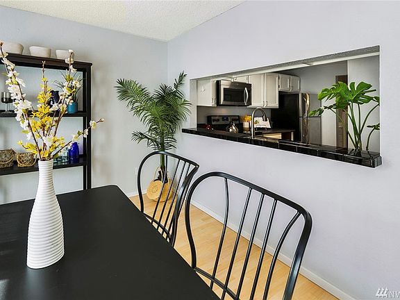 4th image of 14702 NE 51st St APT A6