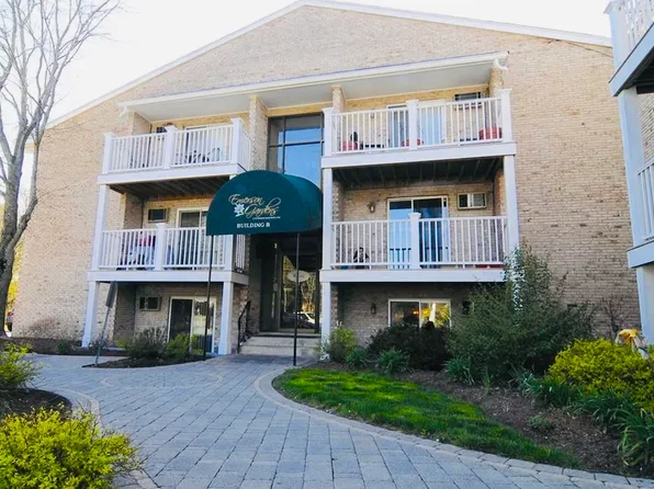 200 Manning St APT 24B, Hudson, MA 01749