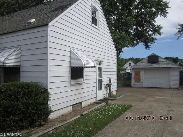 2nd image of 2419 Homewood Dr
