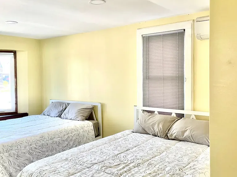 6054 Ely Ave — Photo 5