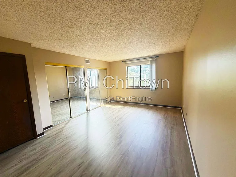 1472 Carol Ct #2A — Photo 5