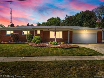 319 Kidder Rd, Almont, MI, 48003