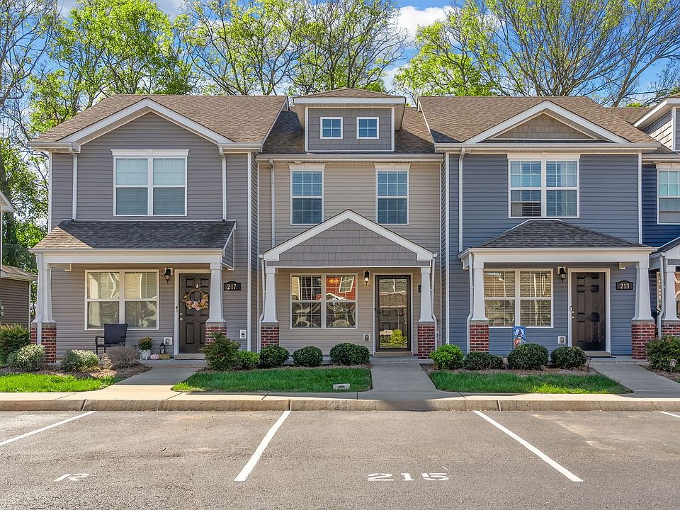 1st image of 215 Alexander Blvd