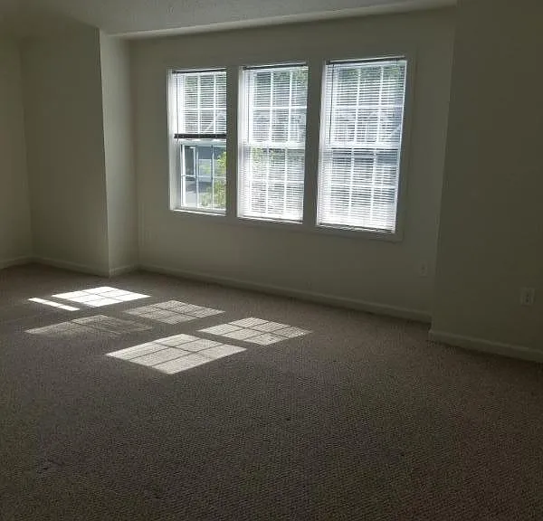 Master Bedroom (similar)