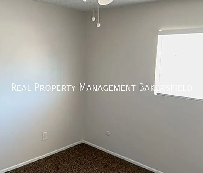 2423 Olive St #2423 — Photo 9