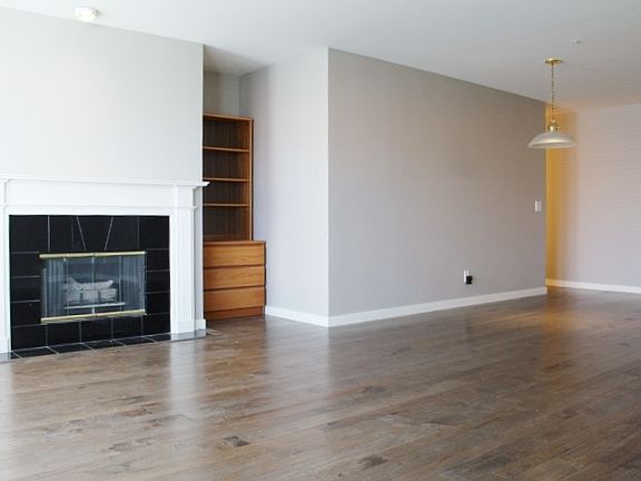 5th image of 1776 Sacramento St APT 404