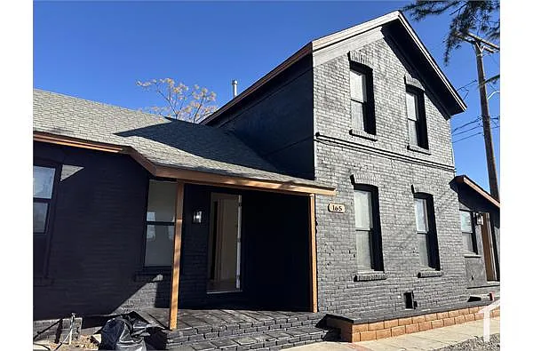 Building Photo - 165 N Alessandro Ave