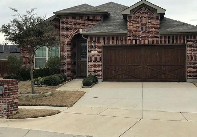 1st image of 705 Park Place Ln