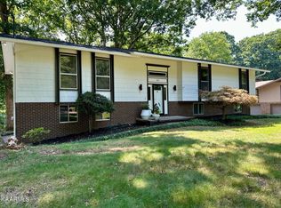 1111 Delray Rd, Knoxville, TN 37923