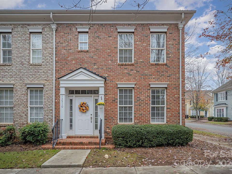 1st image of 13510 Copley Square Dr