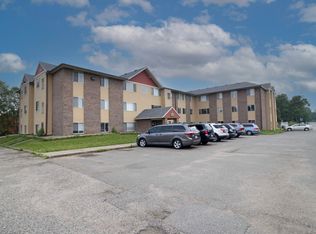1526 9th Ave S #101, Saint Cloud, MN 56301