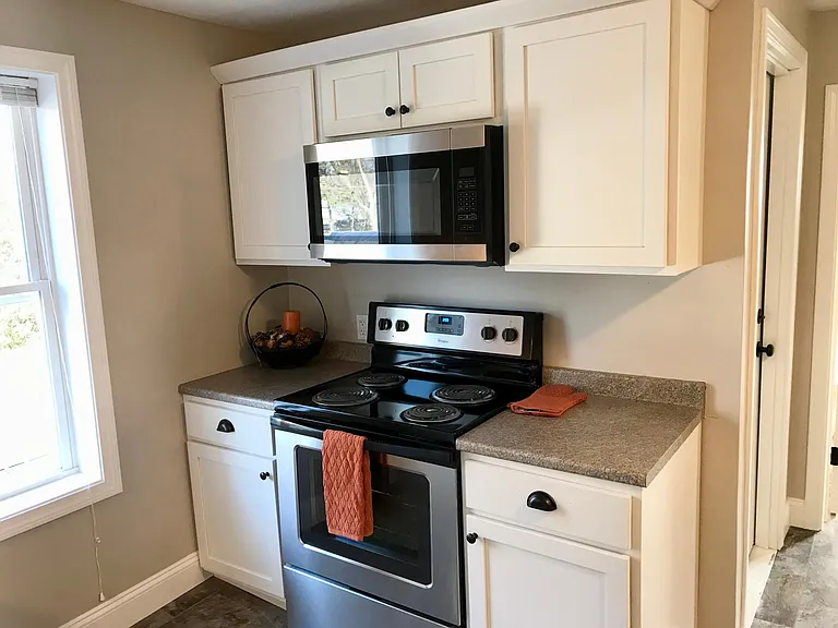 61 West St #61B — Photo 6