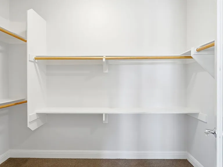 11528 Verona Dr — Photo 16