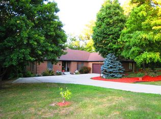 7388 River Rd, Flushing, MI 48433