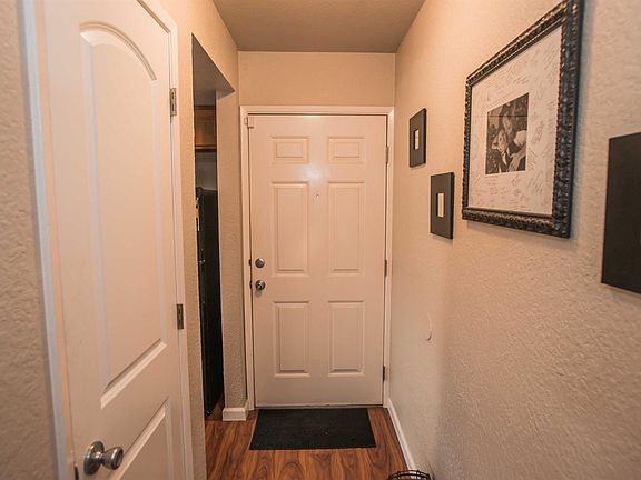 5th image of 425 Palin Ave