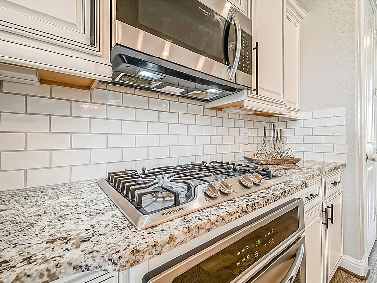 9507 Carson Ln — Photo 18