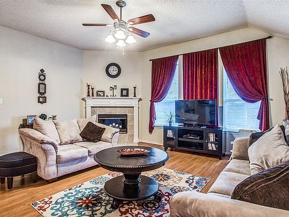 4th image of 1817 Cedar Vista Dr