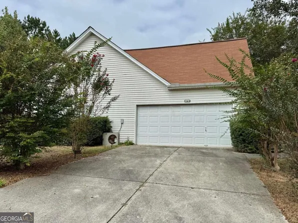 1431 Log Cabin Ln, Lawrenceville, GA 30045
