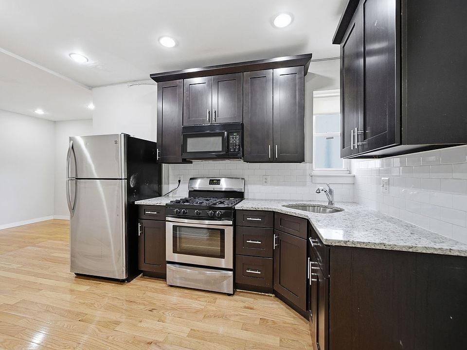 1st image of 1619 Mount Vernon St #620/2