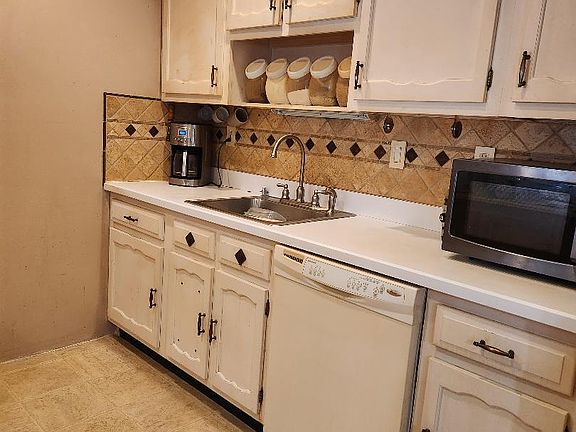 5th image of 1259A Argyll Circle