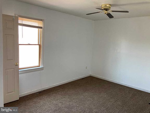 4th image of 3149 Bornt Dr