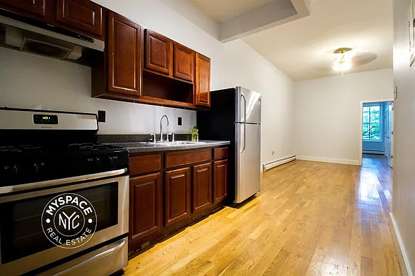 Rented by MySpaceNYC | media 1