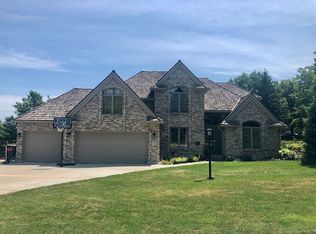 2724 Iron Ct, Fremont, NE 68025