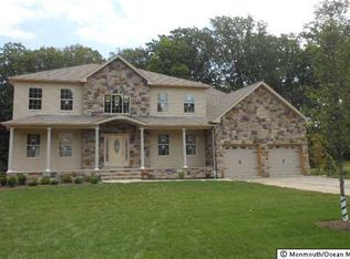 7 Seminole Ct, Holmdel, NJ 07733