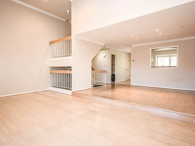 5918 Edson Ln — Photo 9