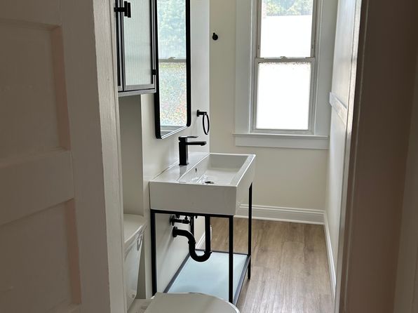 104 Meadow St APT 3N