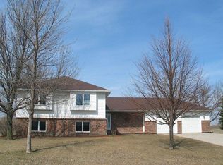 1601 8th St SE, East Grand Forks, MN 56721
