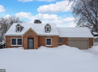 2545 Pascal St, Saint Paul, MN 55113